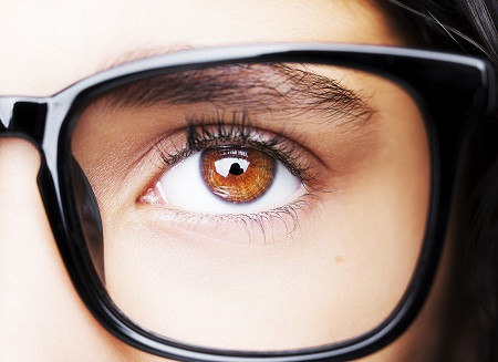 近視,近視眼鏡,眼鏡多久換一次,驗光配鏡